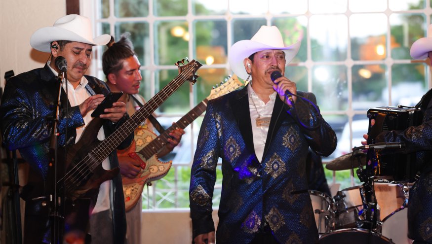 Live Mexican music at Mariscos Nayarit Charlotte